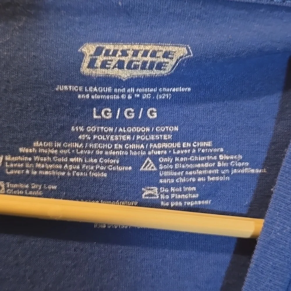 DC JUSTICE LEAGUE CLASS OF HEROES SHIRT - Picture 2 of 3